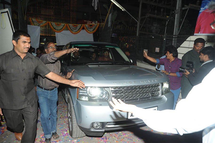 Yevadu-Trailer-Launch-at-Sandhya-70MM